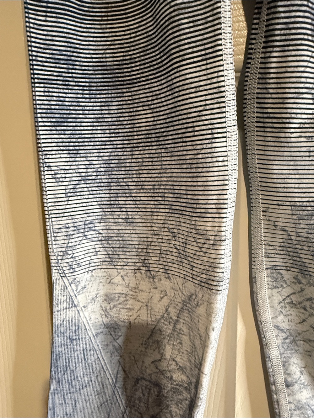 Lulelemon Active Pants - Picture 3 of 7